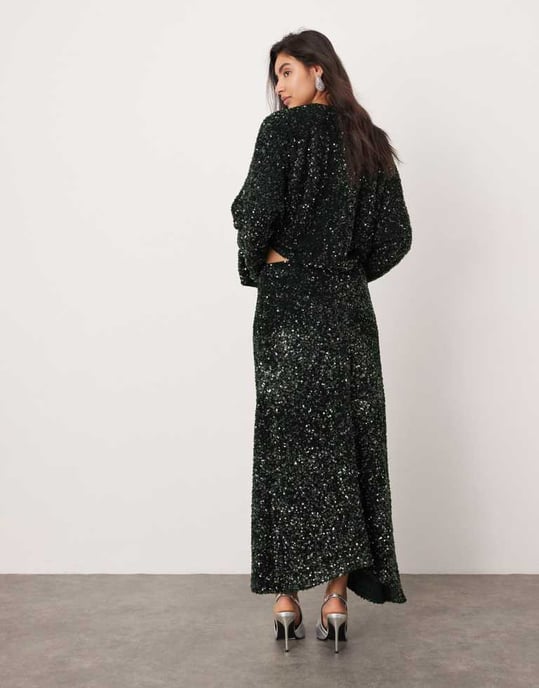 ASOS EDITION sammet helhelssynlig paljett asymmetrisk nederdel co-ord i mörkgrön - Image 3
