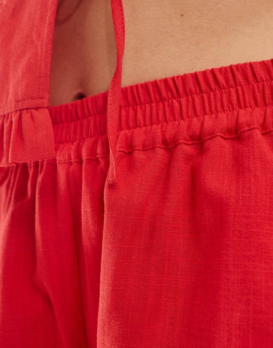 ASOS DESIGN linneblandning med volangkant kortbyxor i röd - Image 3