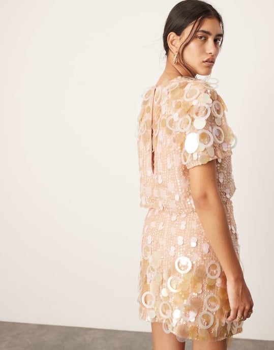 ASOS EDITION utsmyckad skivformad boxy t-shirt-set i rosa - Image 4