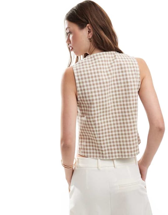 ASOS DESIGN denim topp med knytning framtill i brun gingham - Image 4