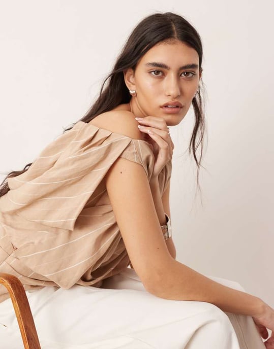 ASOS EDITION draperad struktur off shoulder korsett topp i stenskärmsprint - Image 2
