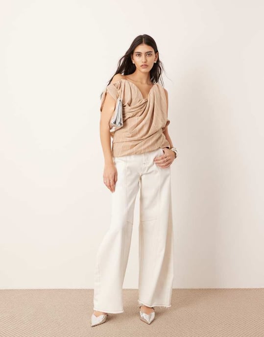 ASOS EDITION draperad struktur off shoulder korsett topp i stenskärmsprint - Image 4