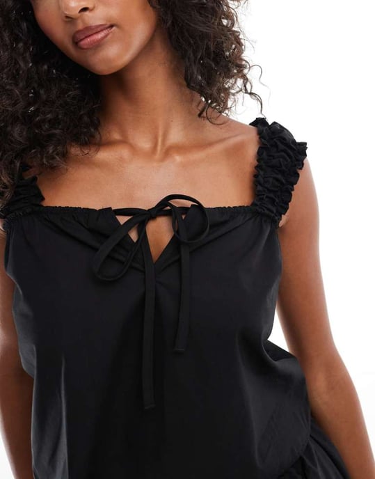ASOS DESIGN bomullstop med volangärmar i svart co ord - Image 4