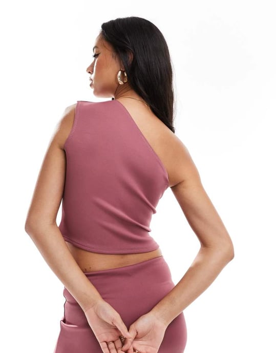 ASOS DESIGN koord enaxlad topp med veckdetalj i djup ros i scubastil tyg - Image 4