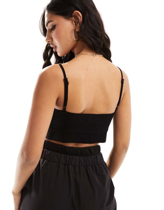 Sixth June stickad bralette i svart - Image 4