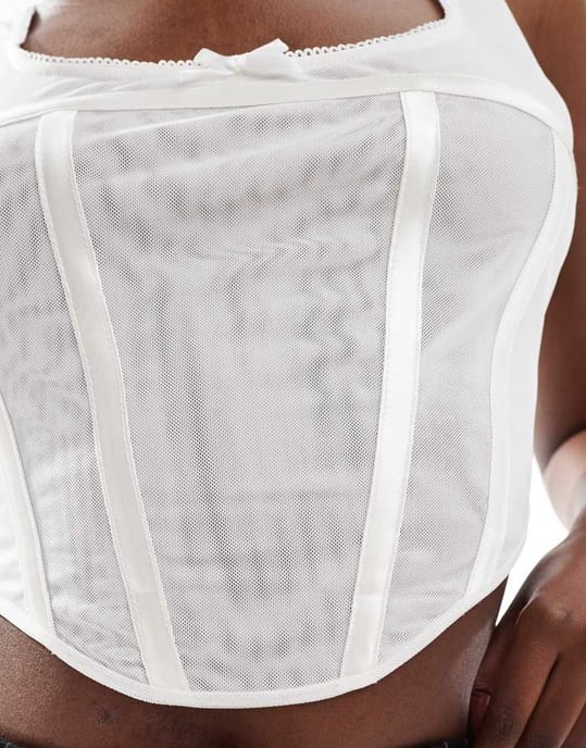 ASOS DESIGN ärmlös mesh korsettopp i vitt - Image 4