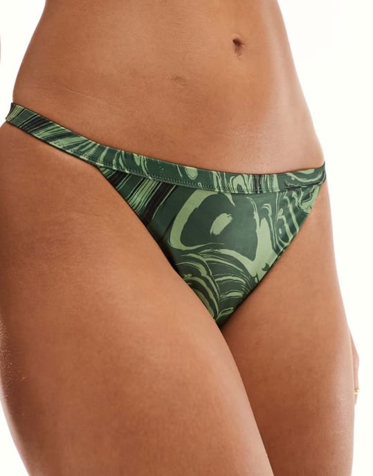 Weekday Ava tanga-bikiniunderdel med vågtryck i grönt exklusiv för ASOS - Image 4