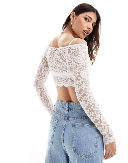Vero Moda långärmad spetscropped topp i vitt - Image 2