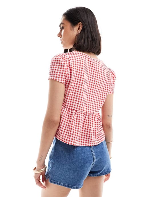 ASOS DESIGN mjölkpiga knyt framtopp i röd rutig mönster - Image 2