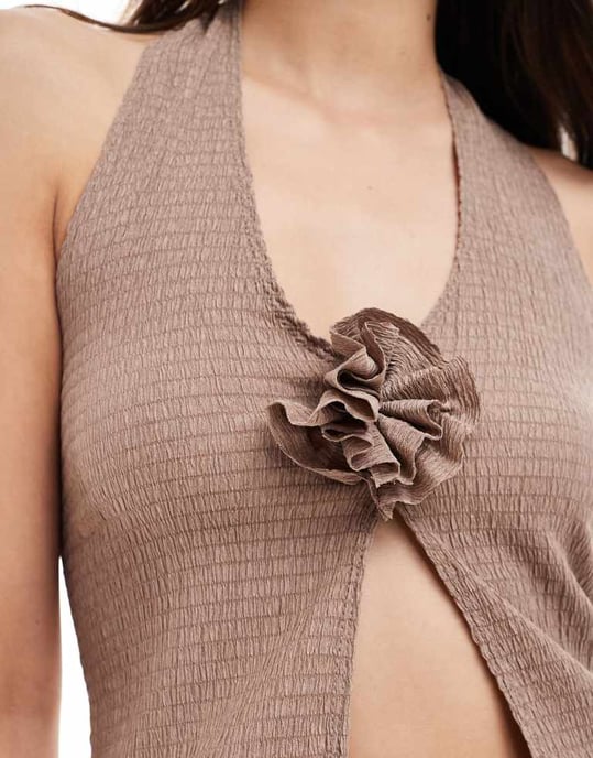 Miss Selfridge korsett med texturerad halterneck-top - Image 3