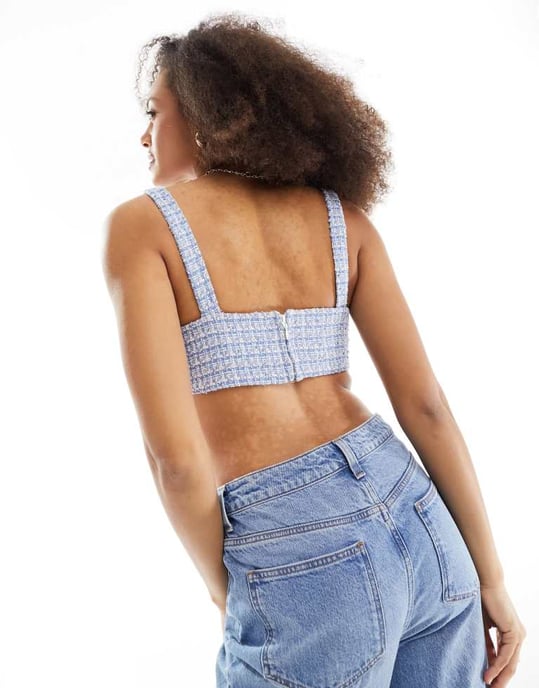 ASOS DESIGN skräddarsydd boucle crop top i blått set - Image 3