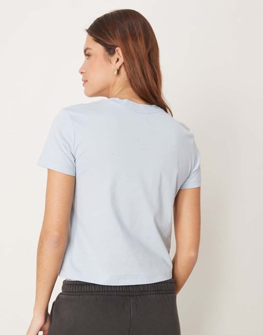 Calvin Klein Jeans box graphic t-shirt in pale blue - Image 3