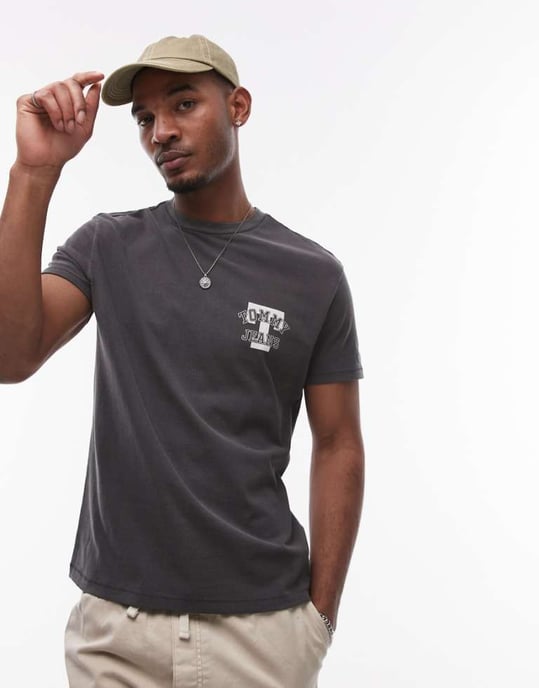 Tommy Jeans varsity chest logo t-shirt in black - Image 1