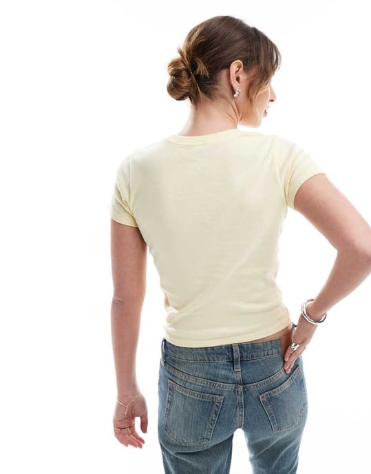 Hollister crew neck t-shirt in lemon - Image 4