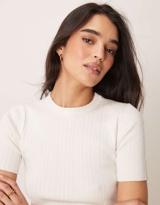 Calvin Klein Jeans ribbed t-shirt in ecru - Image 3