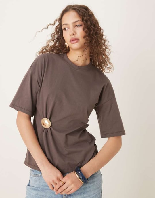 ASOS DESIGN hardware tee in brown - Image 1