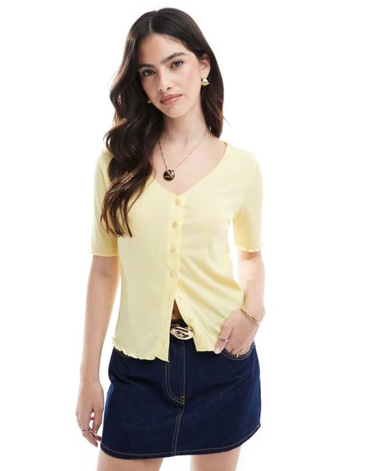 Pieces lettuce edge button front short sleeve top in banana yellow - Image 1