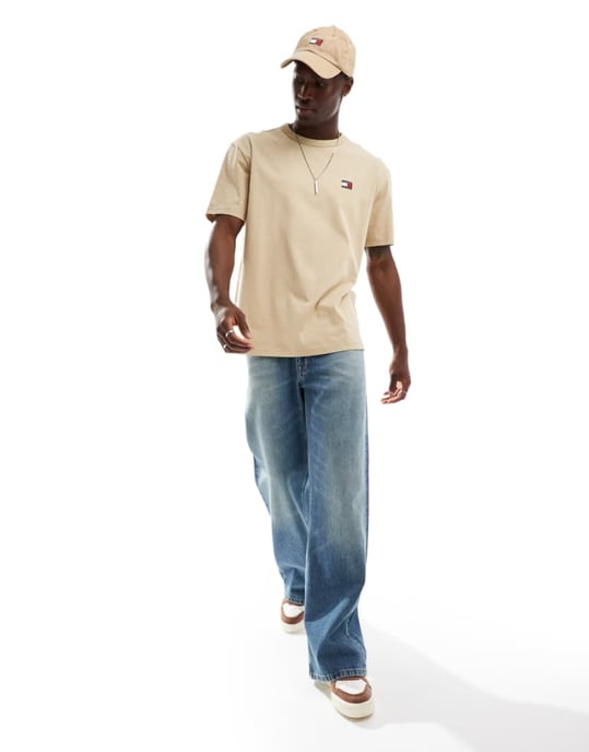 Tommy Jeans badge logo t-shirt in beige - Image 1