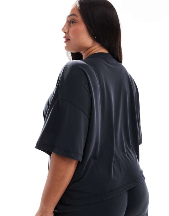 Pieces Curve slinky super soft boxy t-shirt co-ord in black - Image 4