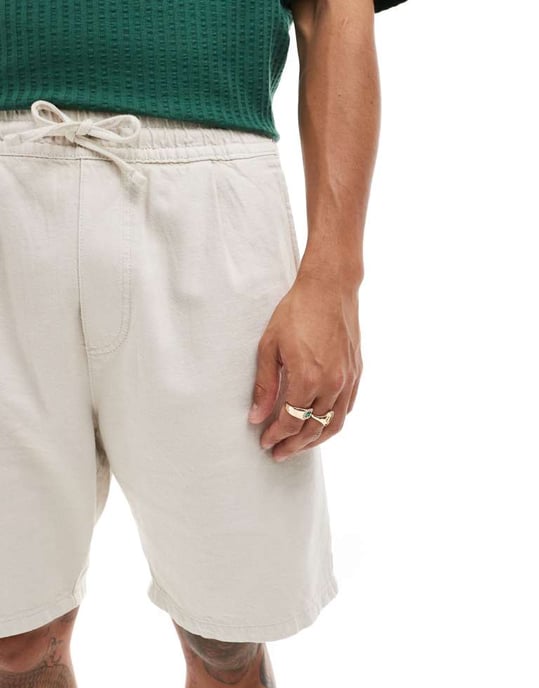 Jack & Jones denim shorts med dragsko i midjan i beige - Image 3