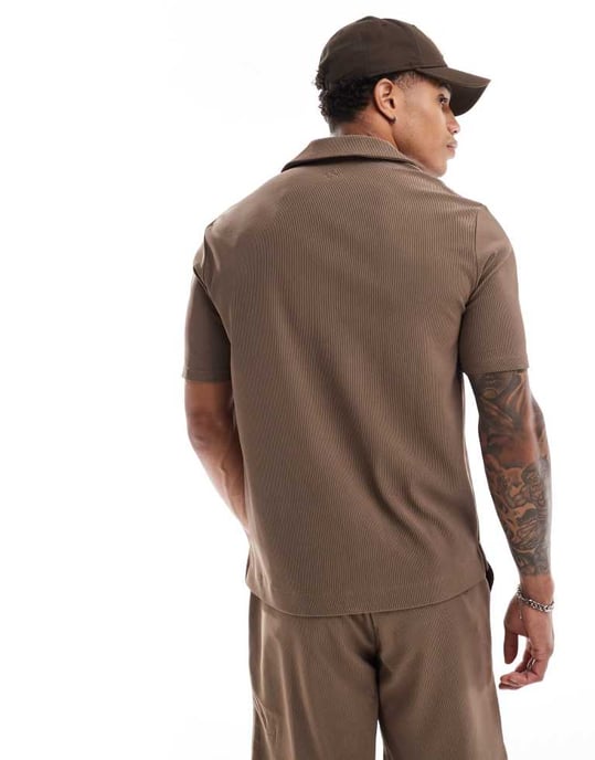 The Couture Club co-ord ribbad texturerad kortärmad skjorta i brun - Image 4