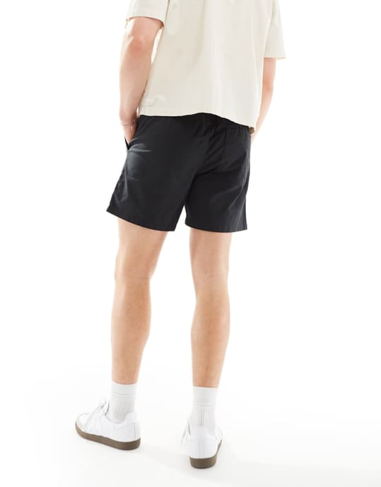 Cotton On enkla shorts i svart med dragsko i midjan - Image 2