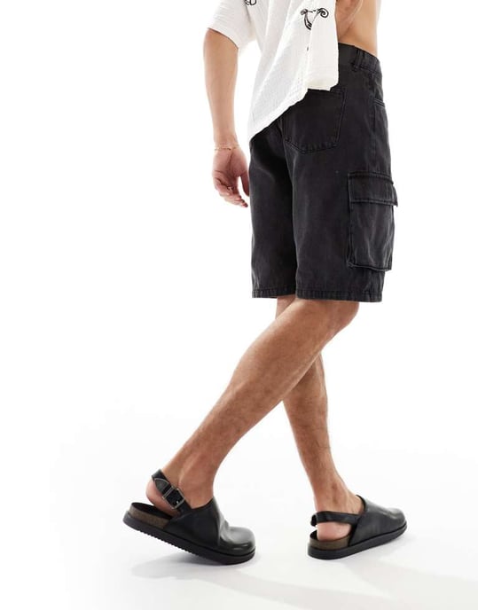 ADPT löst sittande denim cargoshorts i tvättad svart - Image 4