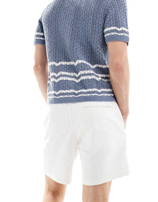 Hollister shorts med snörning i vitt mönster - Image 2