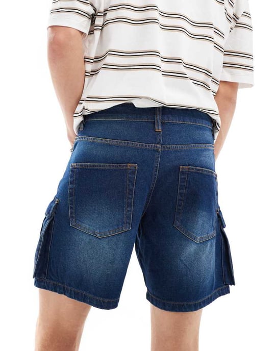 ASOS DESIGN mid-length slim jeansshorts med cargodetaljer i ljusblå tvätt - Image 3