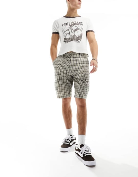 ASOS DESIGN passform cargoshorts i texturerat rutmönster - Image 1