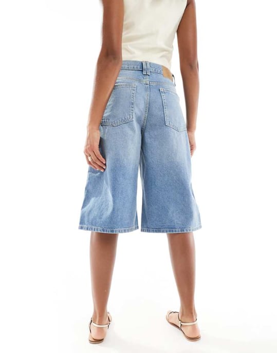 Cotton On 90s long denim short in blue haze - Image 2