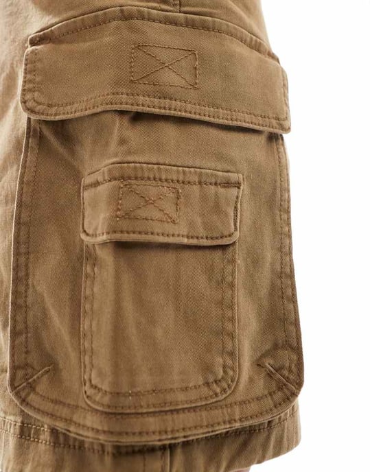 Hollister 10-tums cargoshorts i tan - Image 4