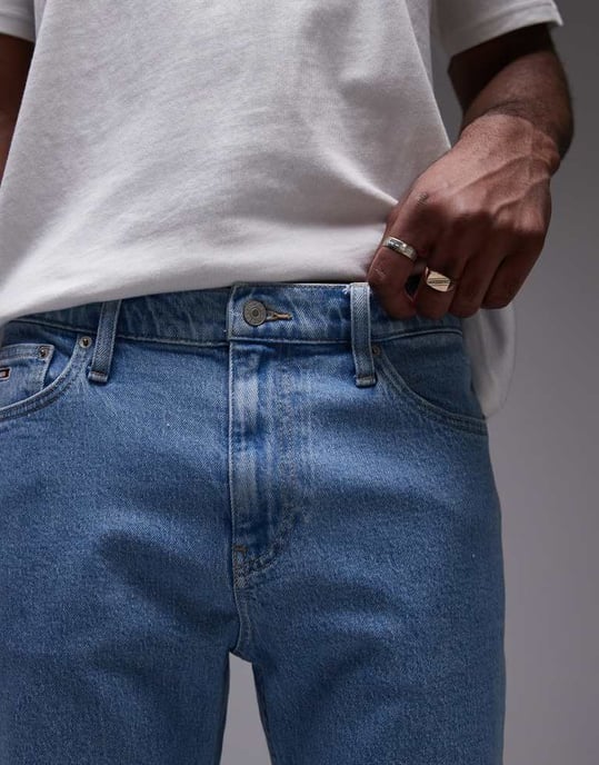 Tommy Jeans Ryan denim shorts in light wash - Image 2