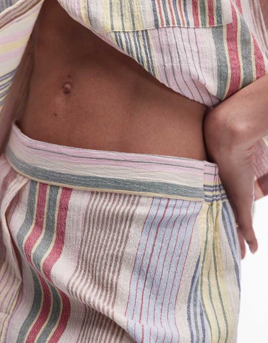 Topshop strandrandad shorts i flera färger - Image 3