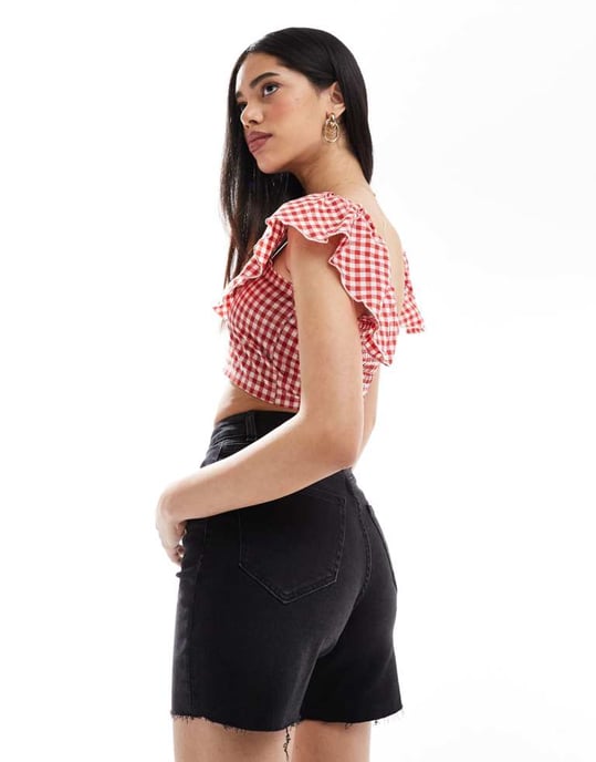 ONLY high waisted denim shorts in black - Image 4