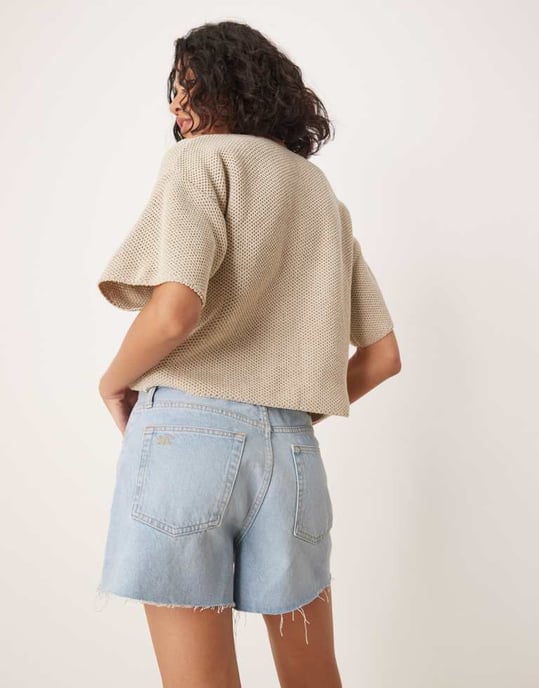 Nobody's Child Clapham a-line denim shorts in light wash - Image 3