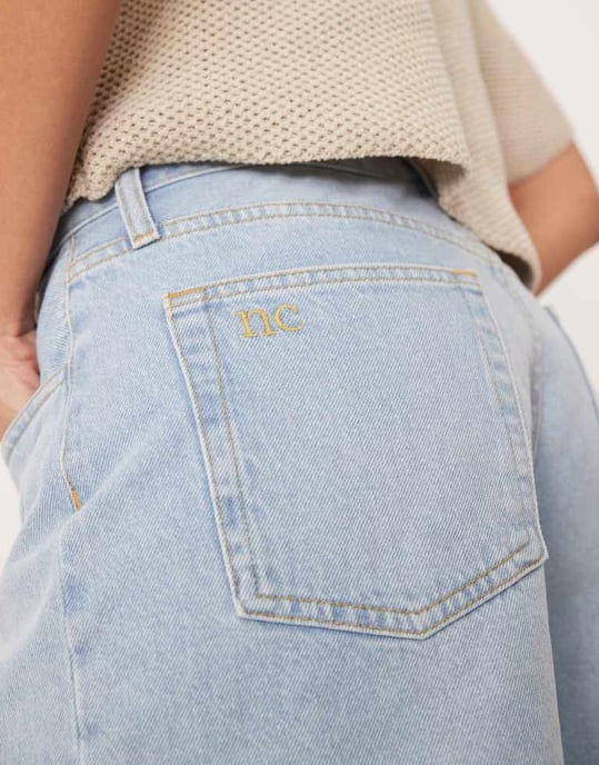 Nobody's Child Clapham a-line denim shorts in light wash - Image 4