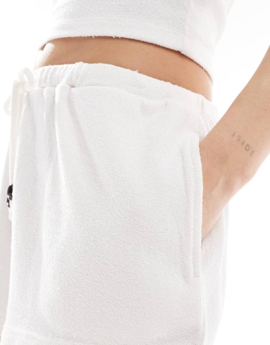 Cotton On lightweight beach shorts in white - Image 3