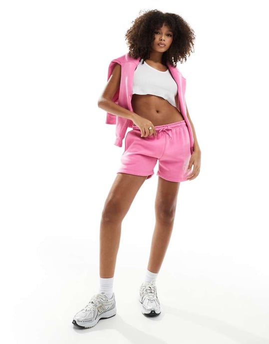 Missyempire logo sweatshorts-set i rosa - Image 2