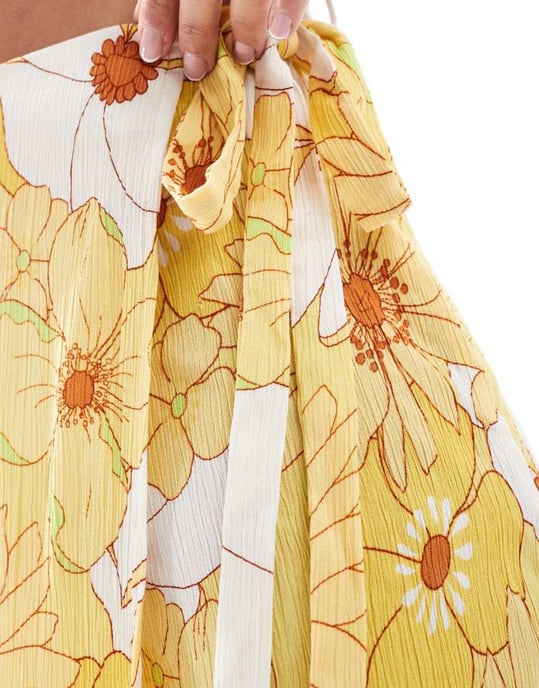 ASOS DESIGN kjol med knytning i midjan i gul blommig mönster - Image 4