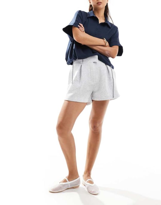 ASOS DESIGN skräddarsydda mini jersey-shorts i gråmelerad - Image 2