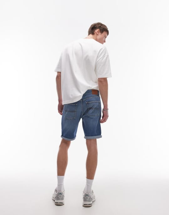 Tommy Jeans Scanton slim turn up denim shorts in medium wash - Image 3