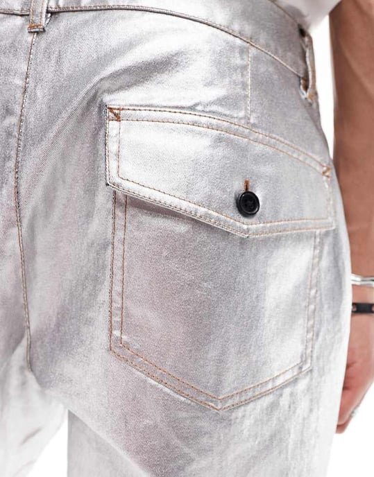 ASOS DESIGN Co-ord belagd läderlook metallisk short - Image 3