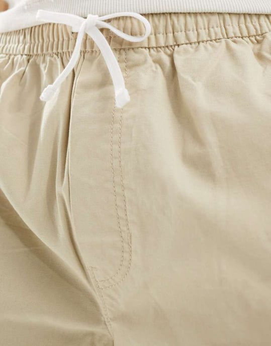 Weekday Zed regular fit shorts i beige - Image 4