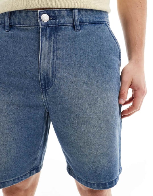 ADPT löst sittande denim cargo shorts i medtvätt - Image 4