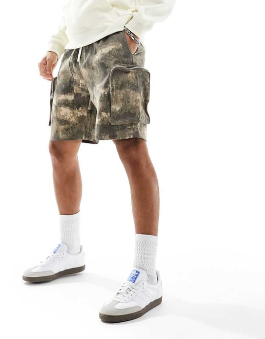 Couture Club kamouflagemönstrade cargo shorts i flerfärgad - Image 4