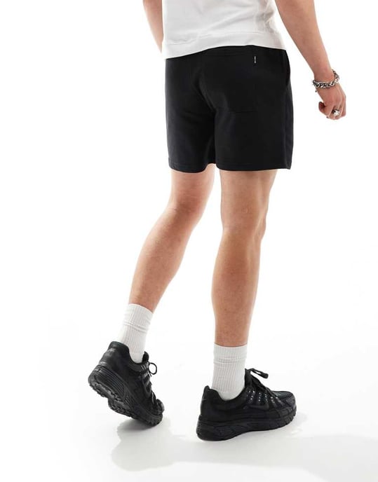 ONLY & SONS lösa sweatshorts i svart - Image 3