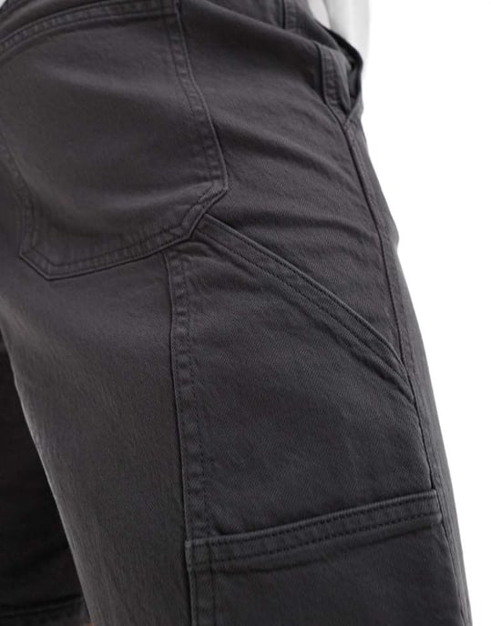 Utvalda löst sittande snickarshorts i mörkgrått - Image 3