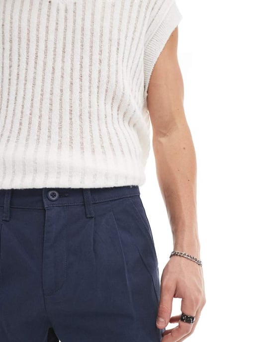 ASOS DESIGN dubbelpressad chinoshorts i marinblå - Image 4