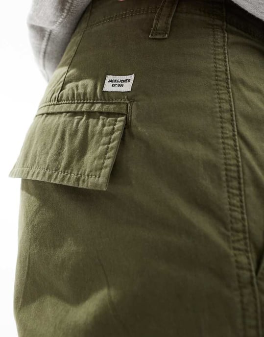 Jack & Jones cargoshorts i khaki - Image 3
